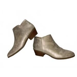 WILEYYP Distressed Gold Ankle Boots Size 6M